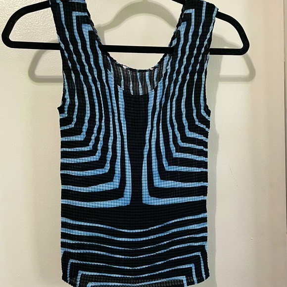 NICOLA Vintage Plisse Tank-top ❣︎ - Picture 4 of 5